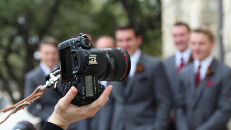 Capturing Moments: The Importance of Candid Wedding Photography