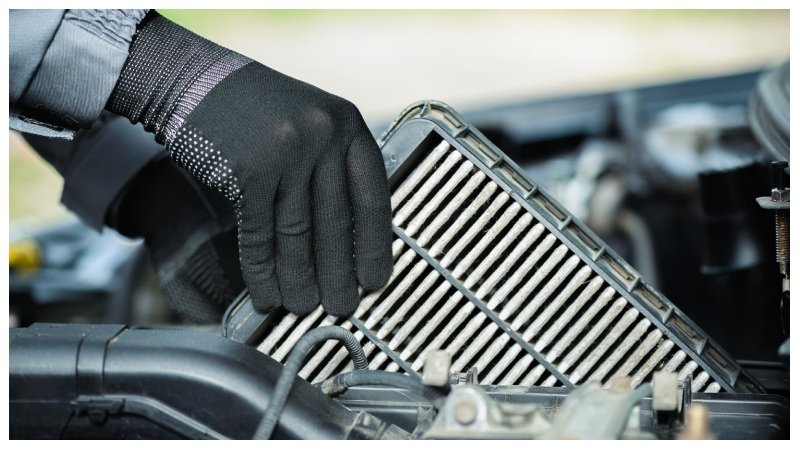 Why Ignoring Air Filter Clogged Symptoms Can Cost You More