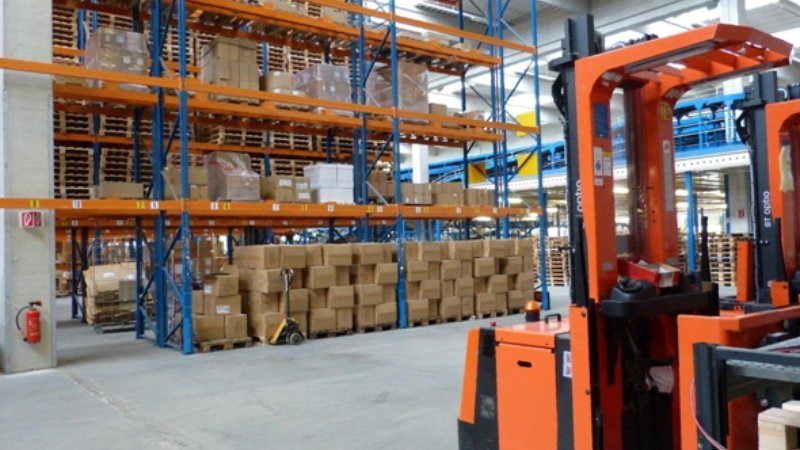 Efficient Buckets and Forks Equipment to Maximize Your Productivity